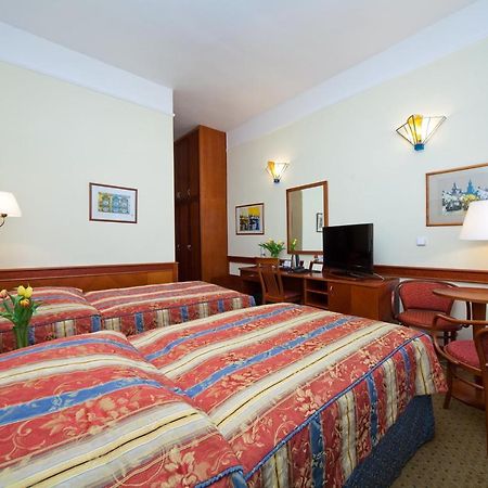 Boutique Hotel 16 Prague Ngoại thất bức ảnh